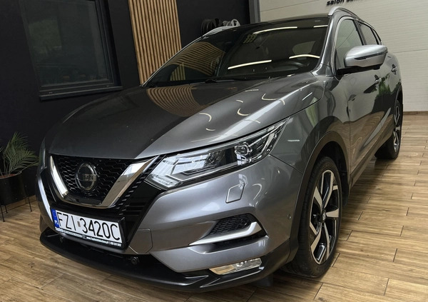 Nissan Qashqai cena 73900 przebieg: 106000, rok produkcji 2018 z Woźniki małe 742